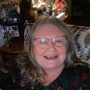 Meet your Posher, Abbie